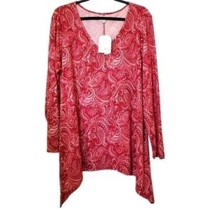 Wonderly NWT Women's Paisley Casual Knit Tunic Top with Handkerchief Hemline